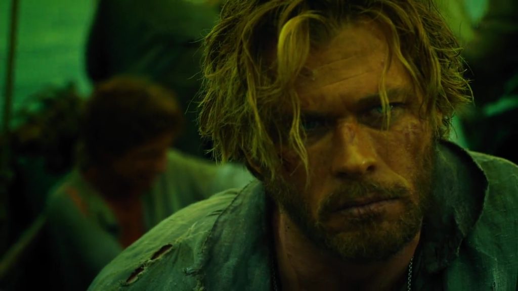Chris Hemsworth in In the Heart of the Sea (2015)-cinemabaaz.xyz